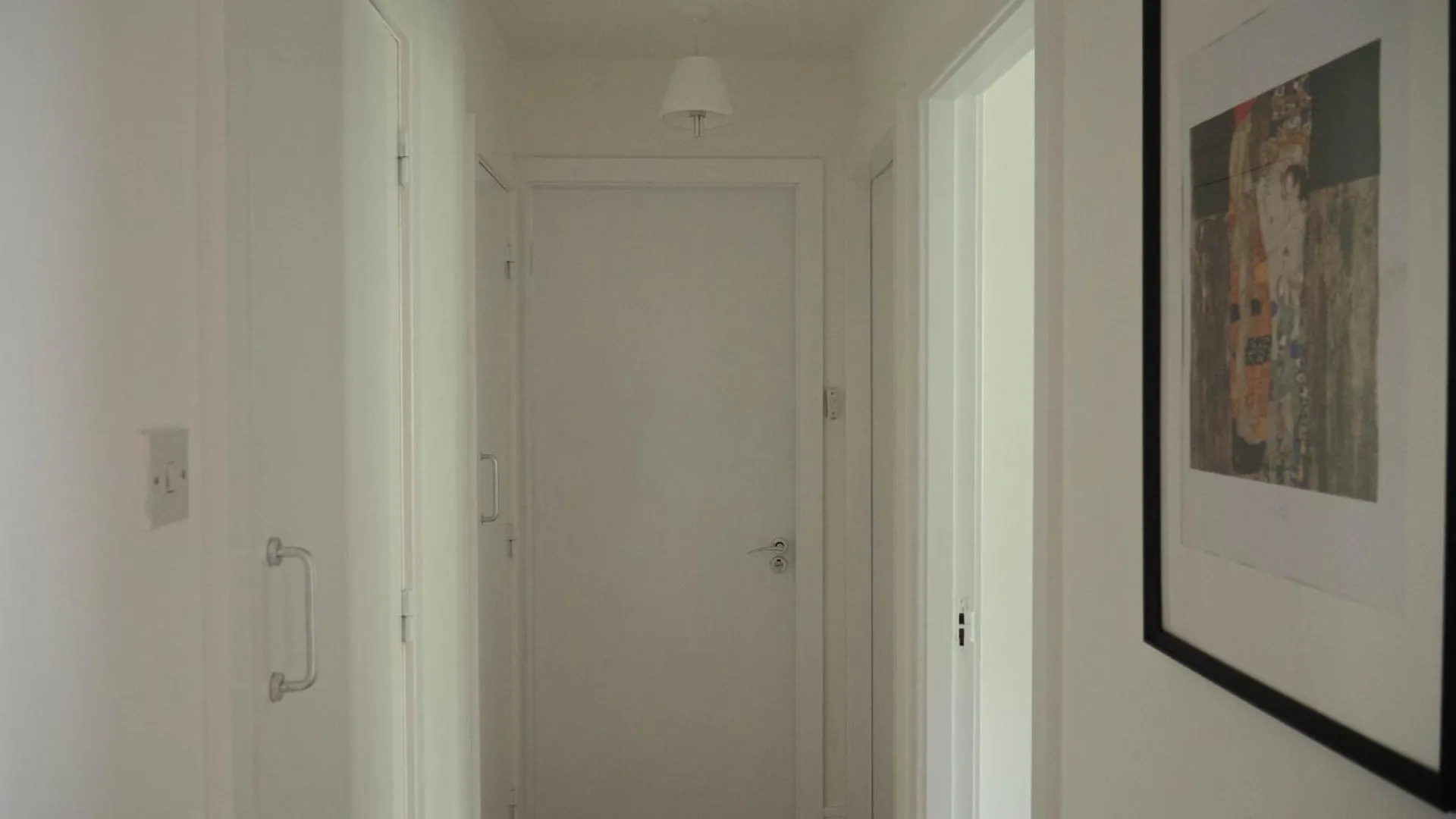 Comfortable 2-Bedroom Apartment Near Airport Dublin