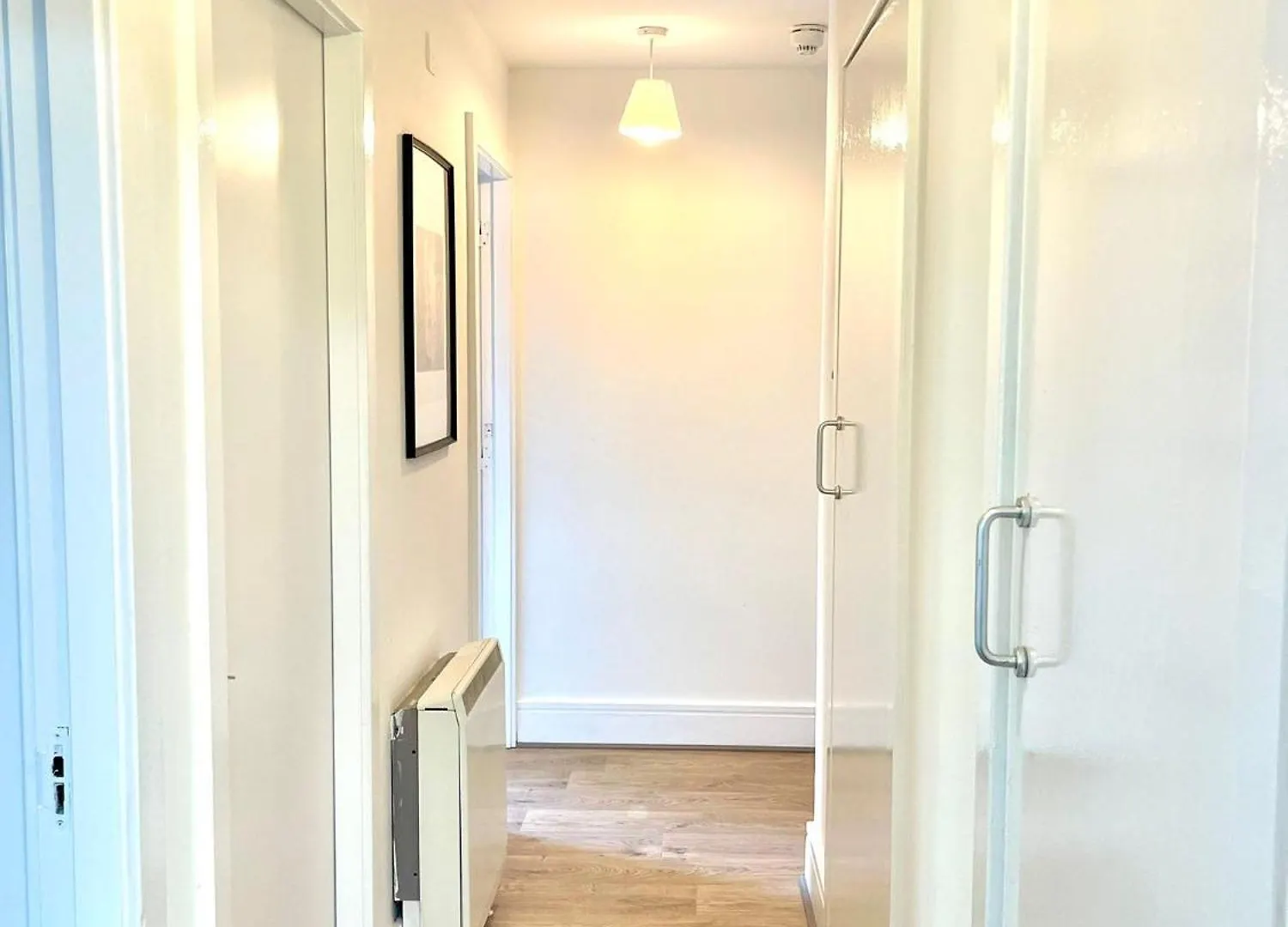 Comfortable 2-Bedroom Apartment Near Airport Dublin